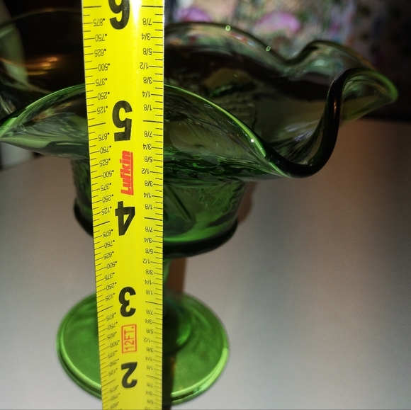 VINTAGE L G WRIGHT DEPRESSION GLASS GREEN STRAWBERRY AND CURRANTS COMPOTE - Picture 2 of 8